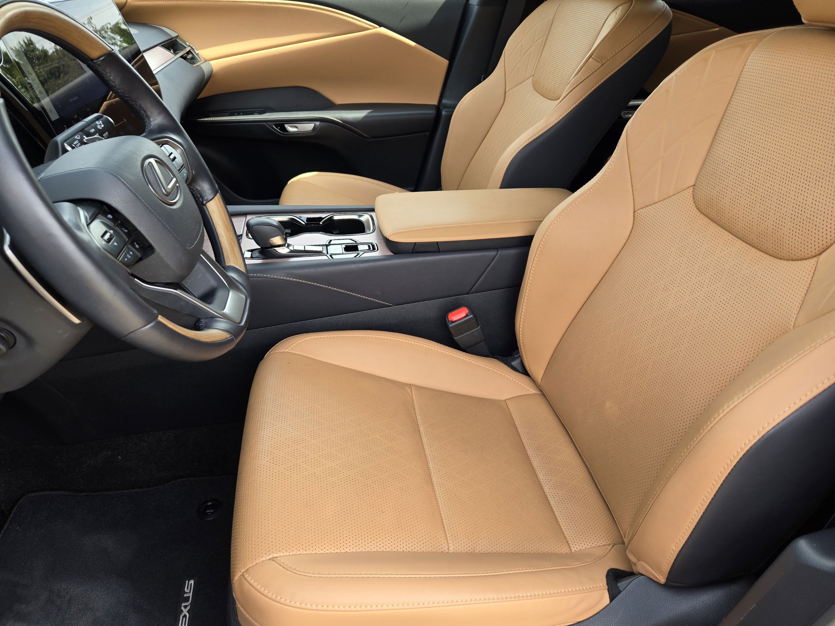 Used 2026 Lexus RX 350 Premium Plus w/ Accessory Package (Z1) FWD image 9