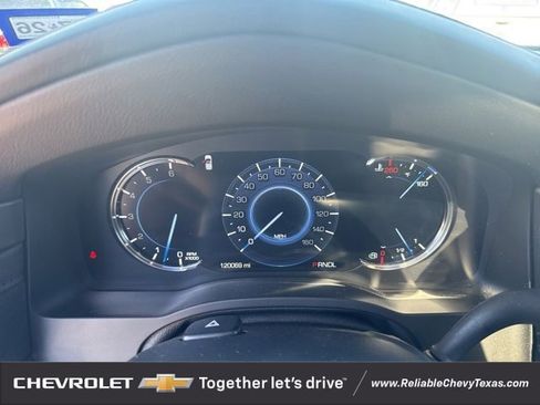 Used 2019 Cadillac Escalade ESV Luxury image 28