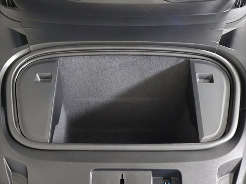 Used 2021 Porsche Taycan Turbo image 22