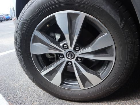Used 2021 Nissan Murano SV FWD image 17