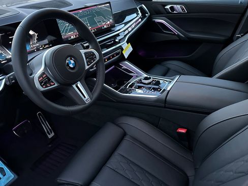 New 2026 BMW X6 M60i image 7