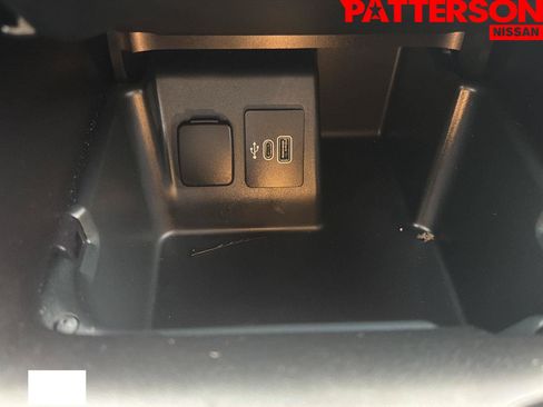 Used 2025 Ford Explorer ST RWD image 9