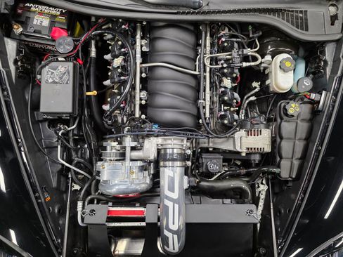 Used 2013 Chevrolet Corvette Grand Sport w/ Battery Protection Package image 2