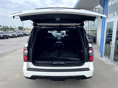 Used 2020 Ford Expedition Limited w/ Equipment Group 303A AWD/4WD image 9