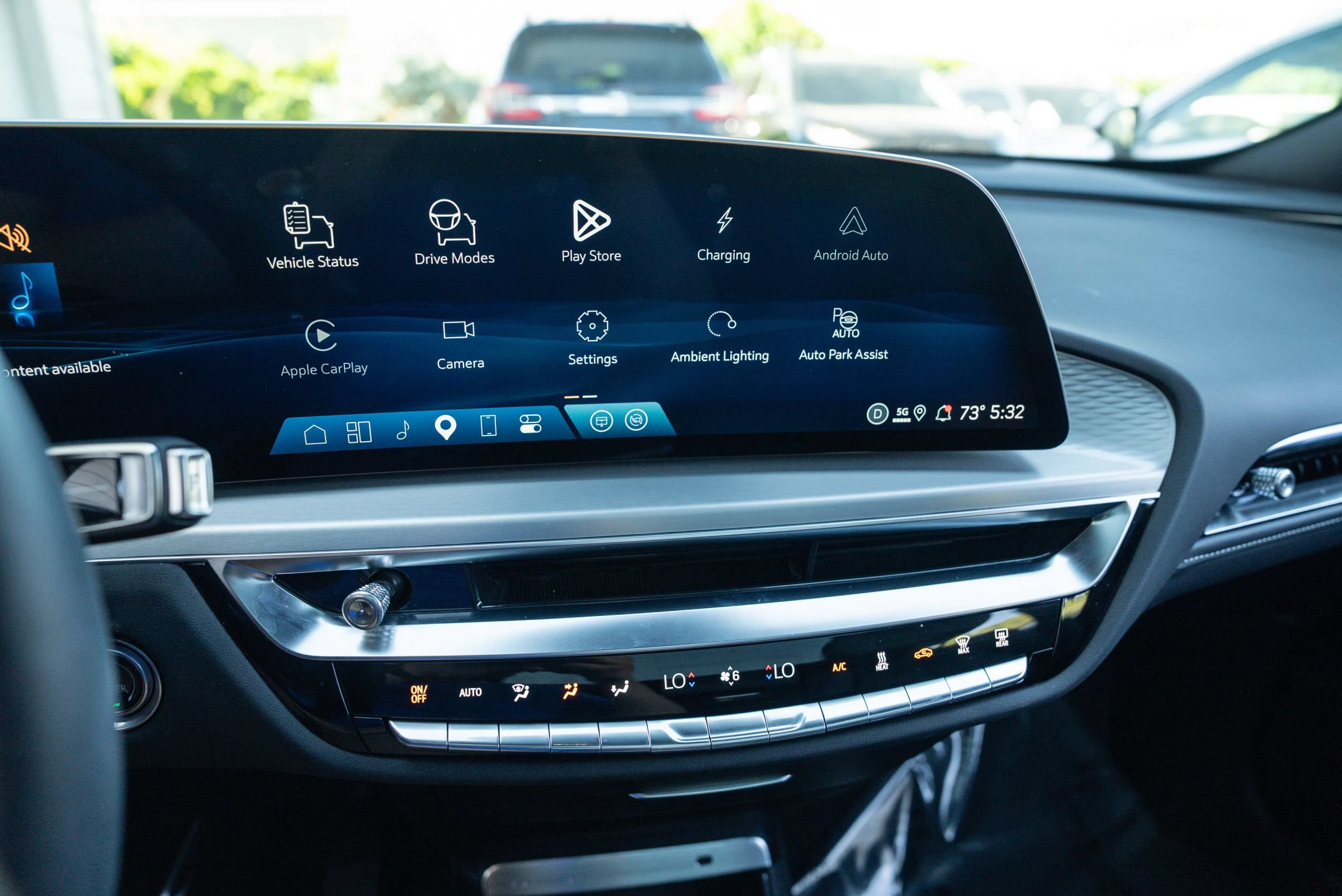 Used 2025 Cadillac Lyriq Sport AWD/4WD image 30