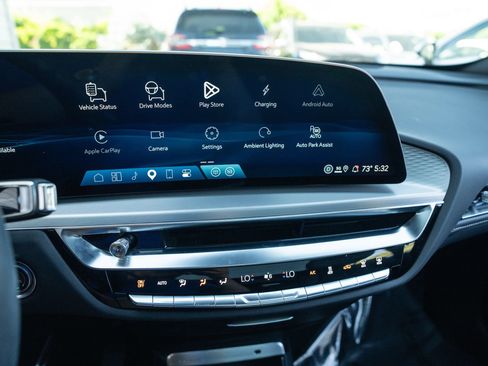 Used 2025 Cadillac Lyriq Sport AWD/4WD image 30