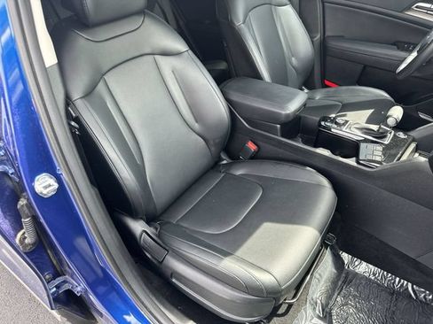 Used 2024 Kia Sportage EX FWD image 27