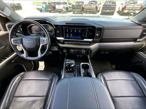 Used 2023 Chevrolet Silverado 1500 LT Trail Boss w/ Protection Package image 16