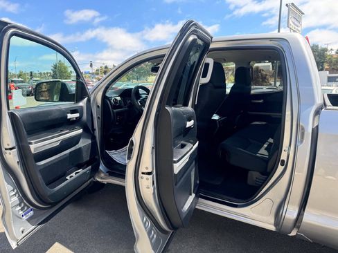 Used 2014 Toyota Tundra SR5 w/ SR5 Upgrade Package RWD image 10