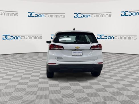 Used 2024 Chevrolet Equinox LS FWD image 7