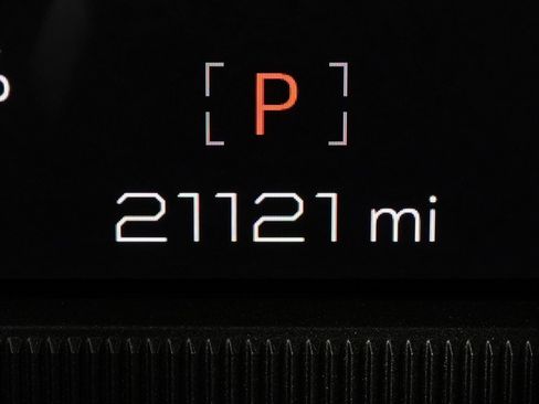 Used 2024 GMC Hummer EV 3X image 19