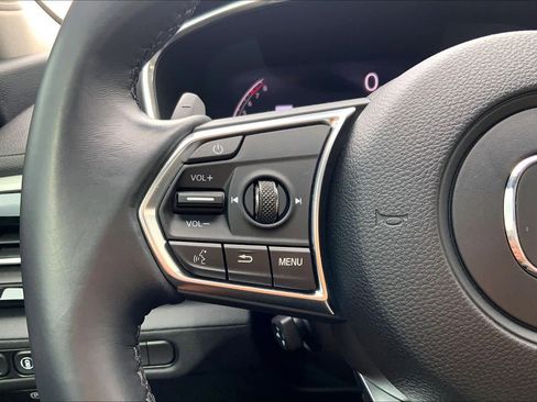 Used 2025 Acura MDX FWD image 24