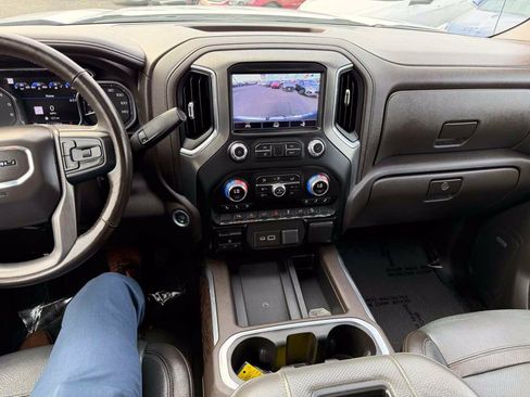 Used 2021 GMC Sierra 1500 Denali AWD/4WD image 9