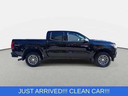 Used 2023 Chevrolet Colorado LT w/ LT Convenience Package II image 4