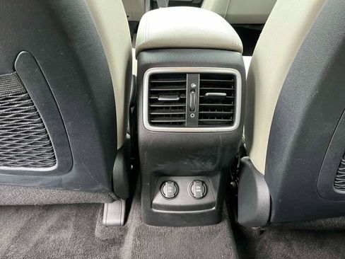 Used 2020 Kia Sportage EX image 4