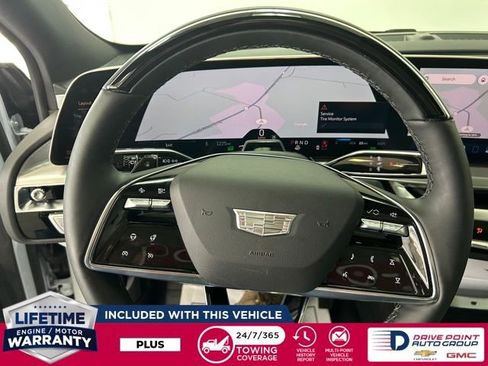 Used 2026 Cadillac Lyriq Premium Luxury image 15