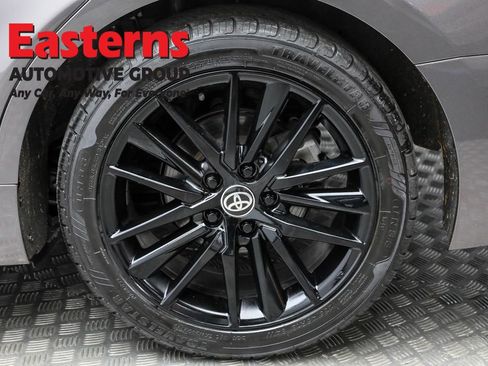 Used 2023 Toyota Camry SE image 8
