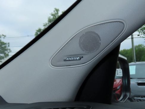 New 2025 Honda Pilot Touring image 28