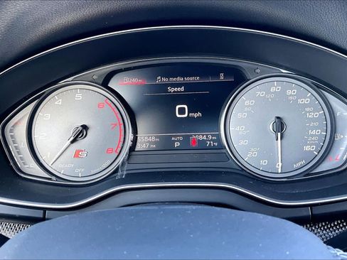 Used 2022 Audi SQ5 Premium image 25