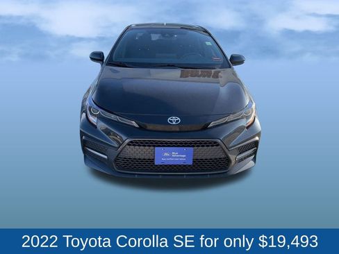 Used 2022 Toyota Corolla SE FWD image 2