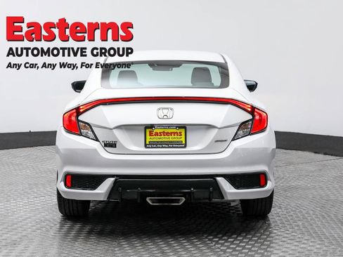 Used 2019 Honda Civic Sport image 6