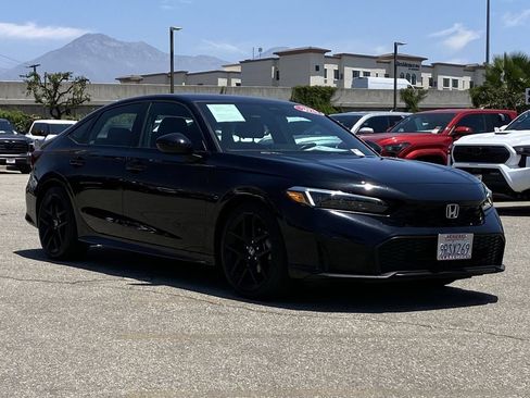 Used 2025 Honda Civic Sport image 44