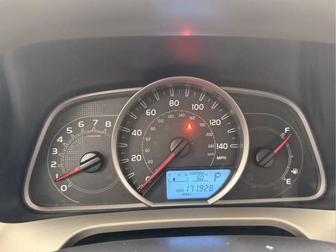 Used 2014 Toyota RAV4 XLE FWD image 16