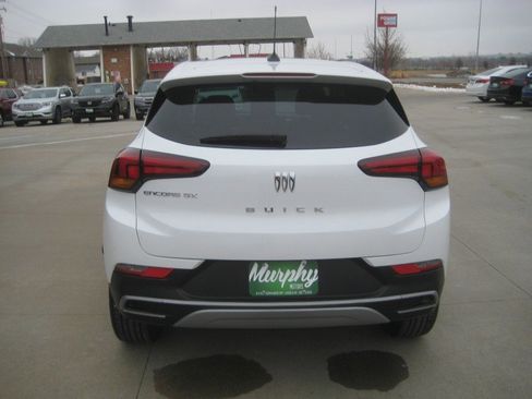 Used 2025 Buick Encore GX Preferred w/ Comfort Package image 6