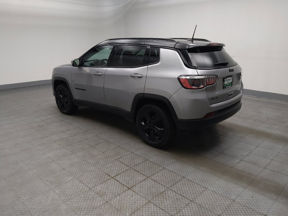 Used 2021 Jeep Compass Latitude w/ Sun and Sound Group AWD/4WD image 3