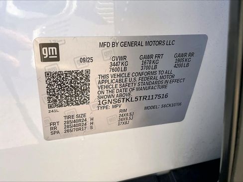 Used 2026 Chevrolet Tahoe High Country AWD/4WD image 35