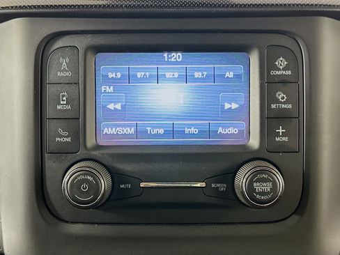 Used 2019 RAM 1500 Rebel image 19