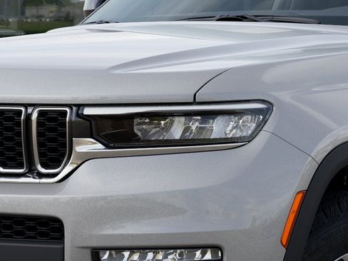 New 2025 Jeep Grand Cherokee L Limited AWD/4WD image 21