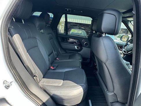 Used 2019 Land Rover Range Rover HSE AWD/4WD image 21
