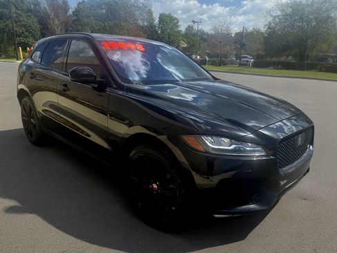 Used 2020 Jaguar F-PACE S image 2