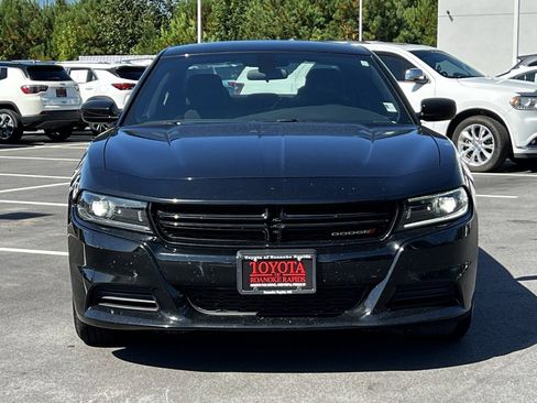 Used 2023 Dodge Charger SXT image 11