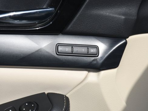 Used 2023 Nissan Maxima Platinum w/ Sport Mat Group image 12