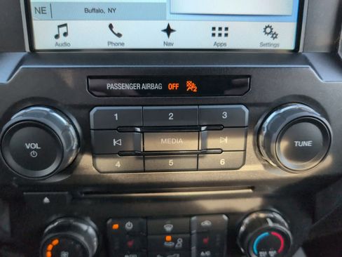 Used 2018 Ford F150 XLT w/ Equipment Group 302A Luxury image 33