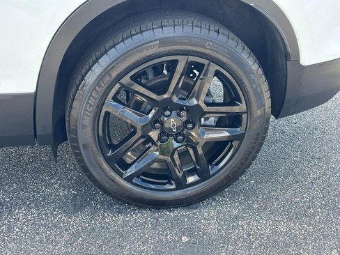 Certified 2024 Chevrolet Blazer LT w/ Convenience Package FWD image 9