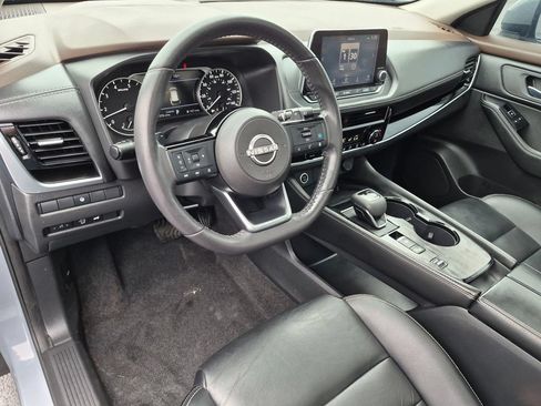 Used 2023 Nissan Rogue SL FWD image 10