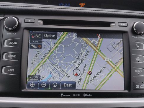 Used 2016 Toyota Highlander XLE image 19