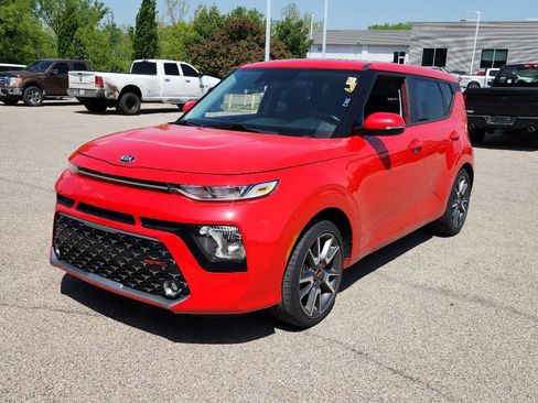 Used 2021 Kia Soul GT-Line FWD image 3