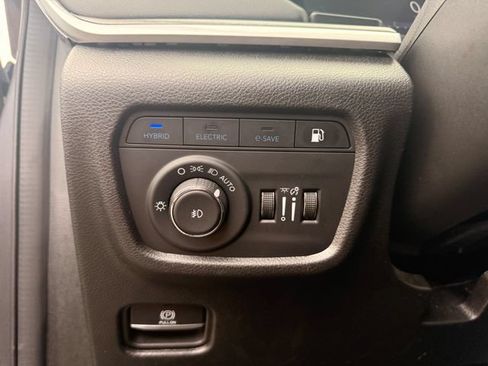 Used 2024 Jeep Grand Cherokee Limited 4xe AWD/4WD image 15