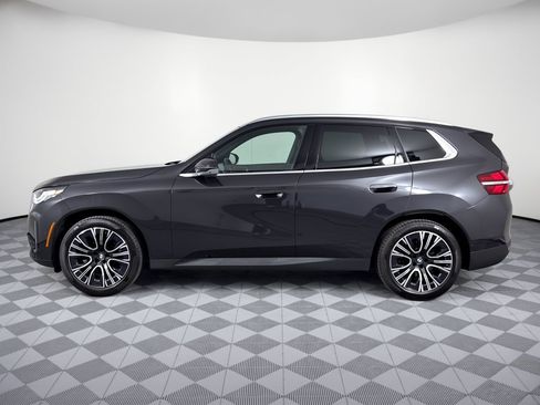 Used 2025 BMW X3 xDrive30i w/ Premium Package AWD/4WD image 2