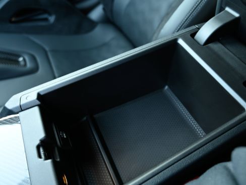 Used 2025 BMW M4 xDrive Competition w/ Carbon Package image 32