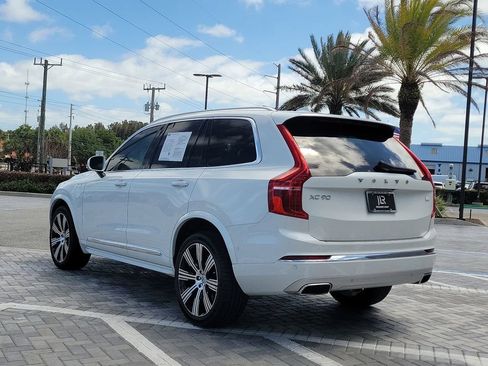 Used 2021 Volvo XC90 T8 Inscription w/ Lounge Package AWD/4WD image 3