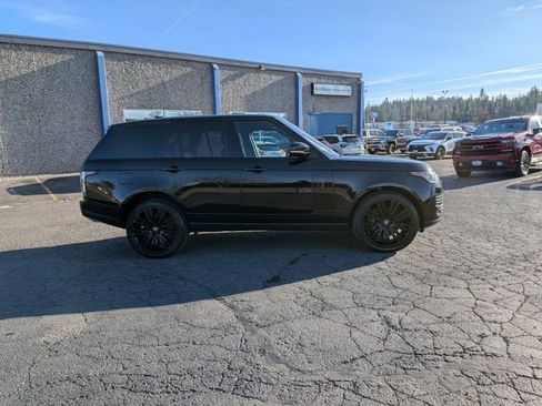 Used 2019 Land Rover Range Rover Supercharged image 4