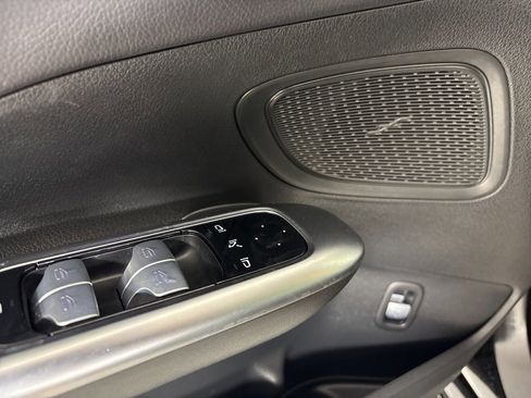 Used 2025 Mercedes-Benz C 300 C 300 image 15