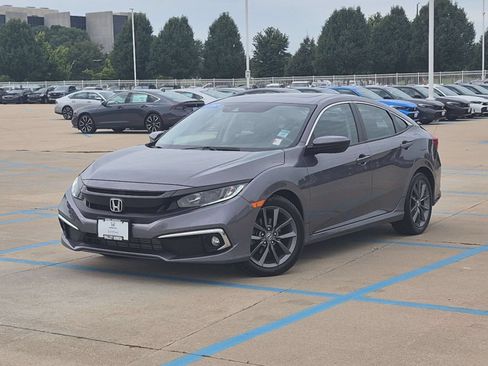 Used 2021 Honda Civic EX image 2