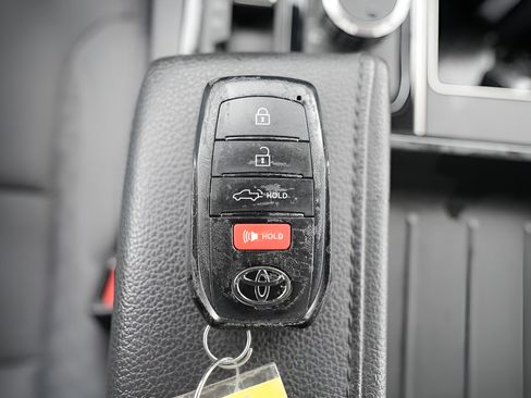 Used 2023 Toyota Tundra SR5 w/ SR5 Convenience Package AWD/4WD image 37