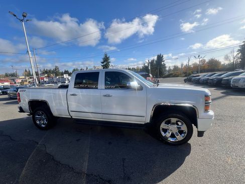 Used 2015 Chevrolet Silverado 1500 LTZ image 6